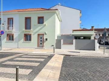 Moradia T3 para Venda em Nossa Sra de Fatima