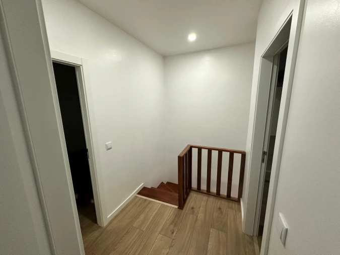 Moradia T3 para Venda em Nossa Sra de Fatima Foto 3