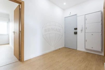 Apartamento T2 para Venda em Ajuda
