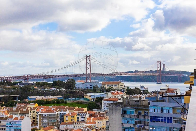 Apartamento T2 para Venda em Ajuda Foto 16