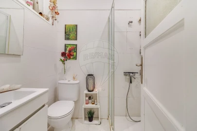 Apartamento T6 para Venda em Queluz e Belas