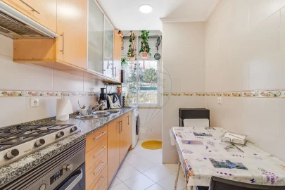 Apartamento T6 para Venda em Queluz e Belas