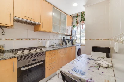 Apartamento T6 para Venda em Queluz e Belas