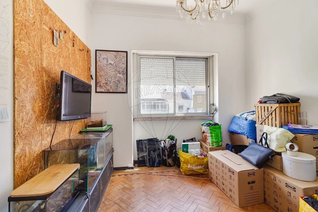 Apartamento T6 para Venda em Queluz e Belas Foto 8