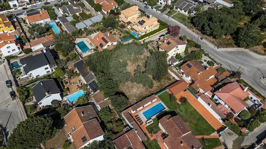 Terreno para Venda em Azeitão (São Lourenço e São Simão)