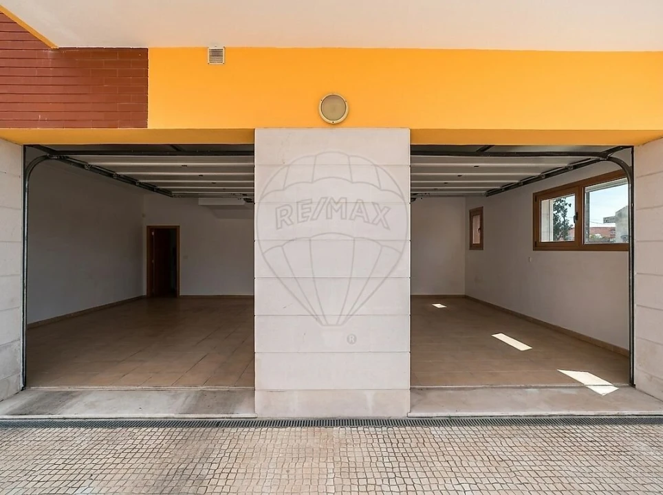 Moradia T4 para Venda em Camarate, Unhos e Apelação Foto 39
