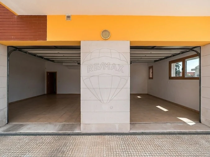 Moradia T4 para Venda em Camarate, Unhos e Apelação Foto 39