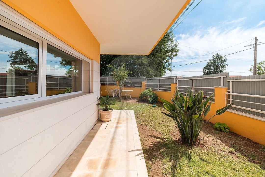 Moradia T4 para Venda em Camarate, Unhos e Apelação Foto 10