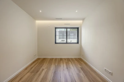 Moradia T3 para Venda em Carcavelos e Parede