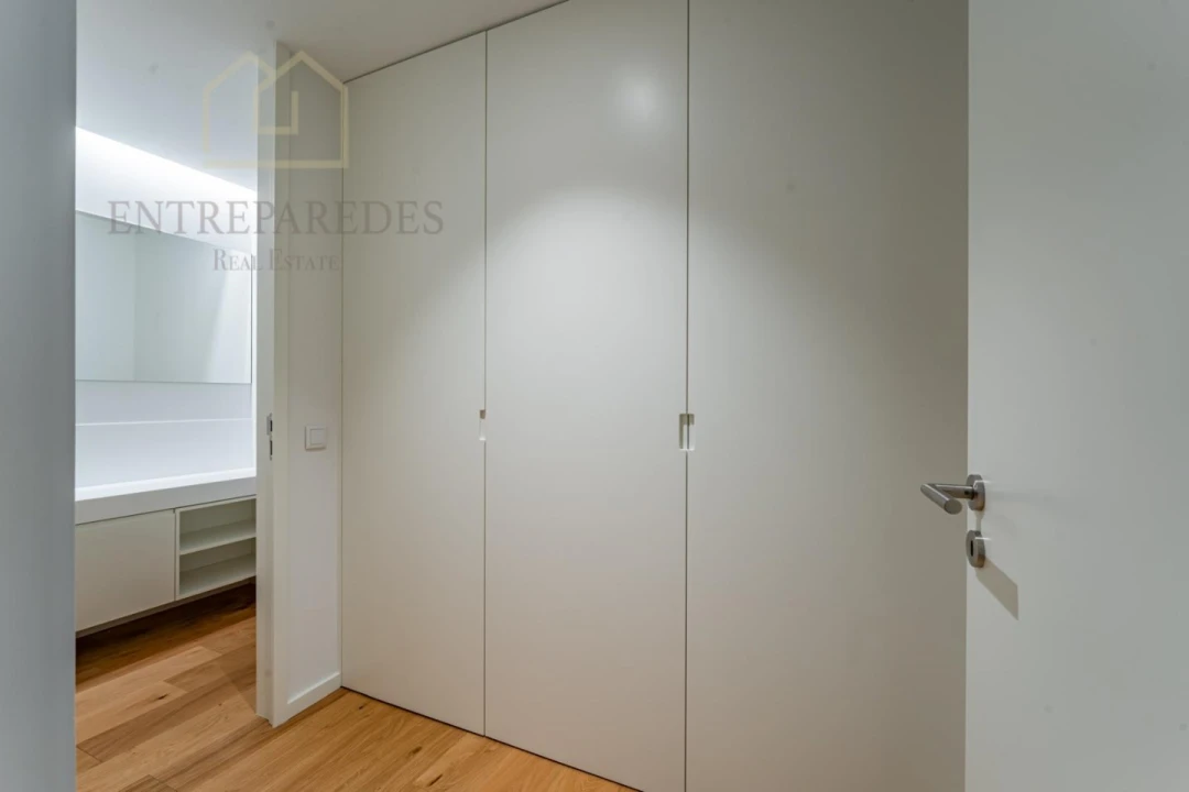 Apartamento T3 para Venda em Mafamude e Vilar do Paraíso Foto 6