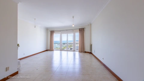 Apartamento T3 para Venda em Ericeira