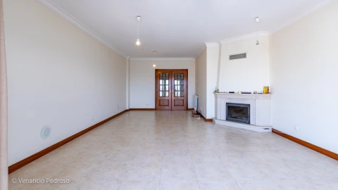 Apartamento T3 para Venda em Ericeira