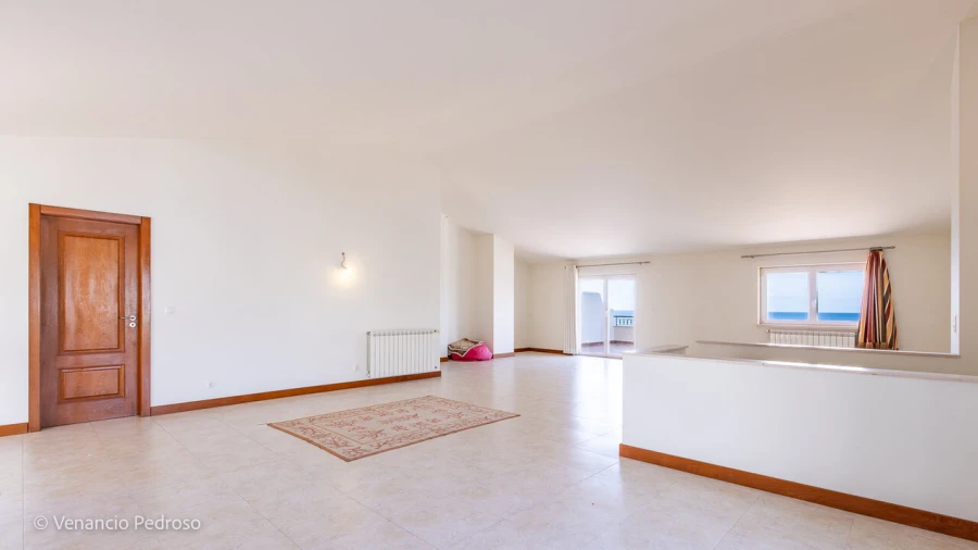 Apartamento T3 para Venda em Ericeira Foto 2