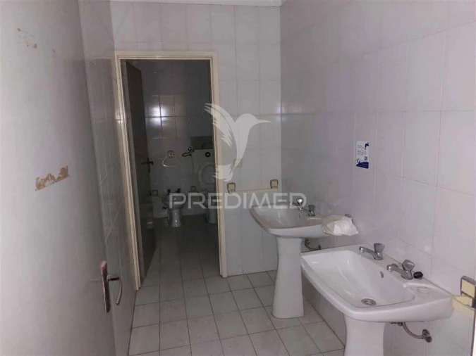 Armazém para Venda em Silvalde Foto 17