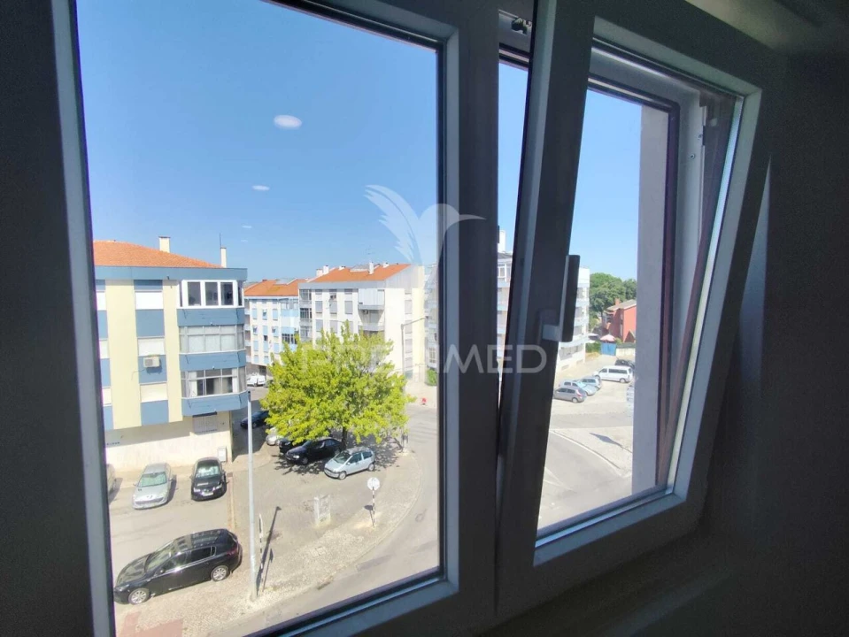 Apartamento T4 para Venda em Amora Foto 38