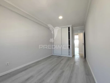 Apartamento T4 para Venda em Amora