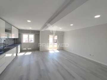 Apartamento T4 para Venda em Amora