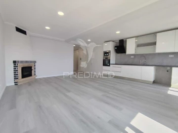 Apartamento T4 para Venda em Amora