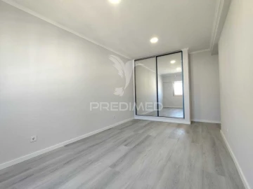 Apartamento T4 para Venda em Amora