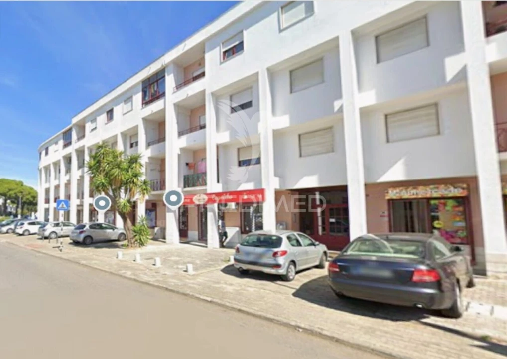 Apartamento T4 para Venda em Amora Foto 1