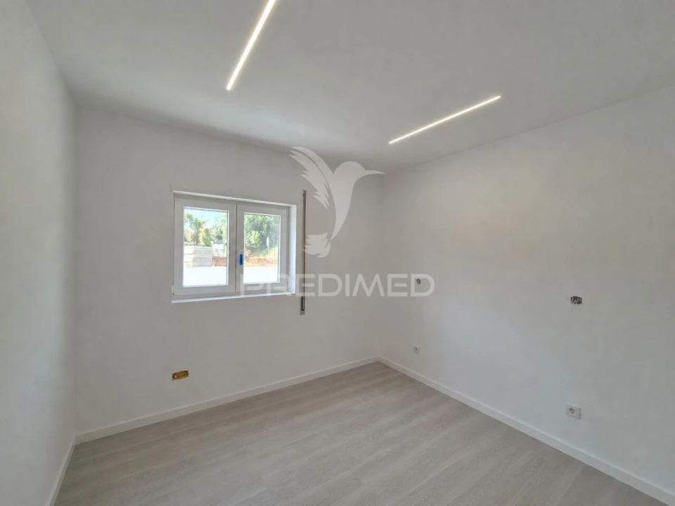 Moradia T4 para Venda em Santo Andre de Vagos Foto 8