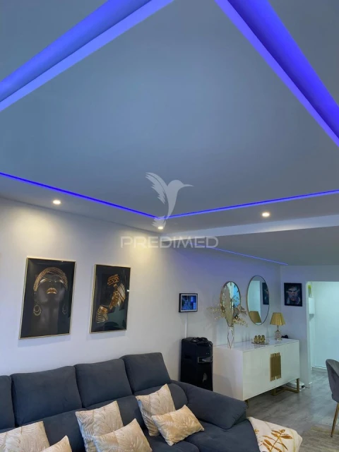 Apartamento T3 para Venda em Corroios