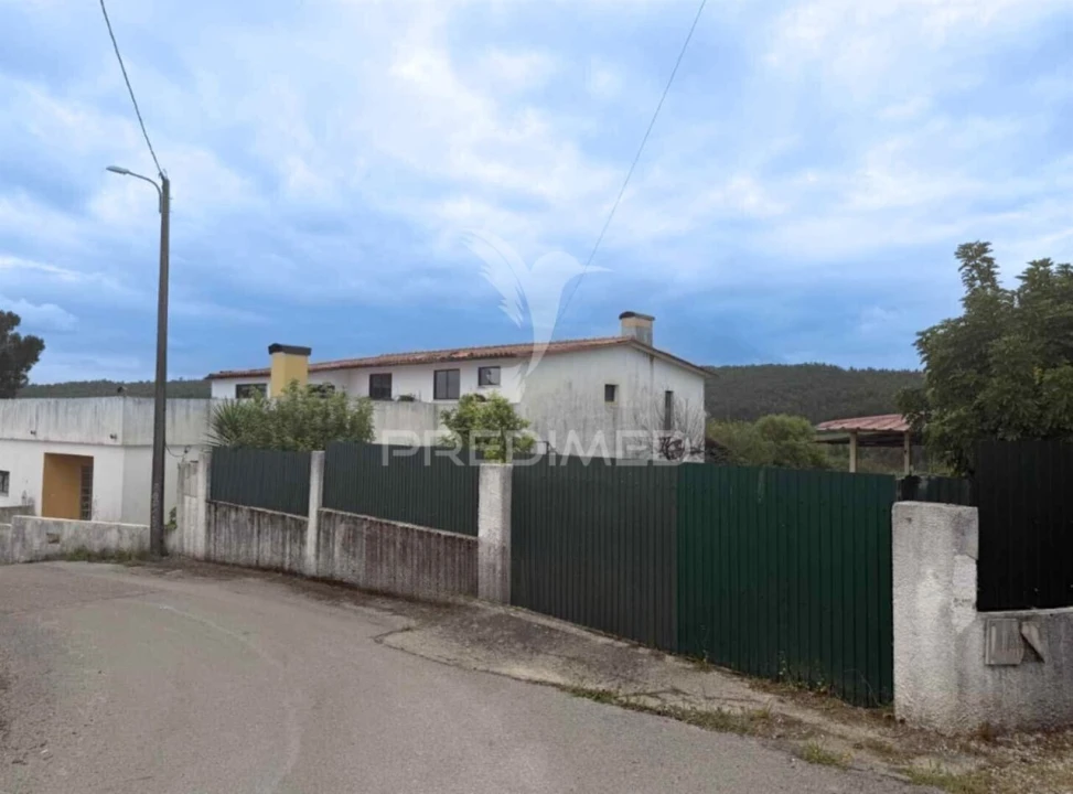 Moradia T4 para Venda em Vila Nova de Monsarros Foto 7