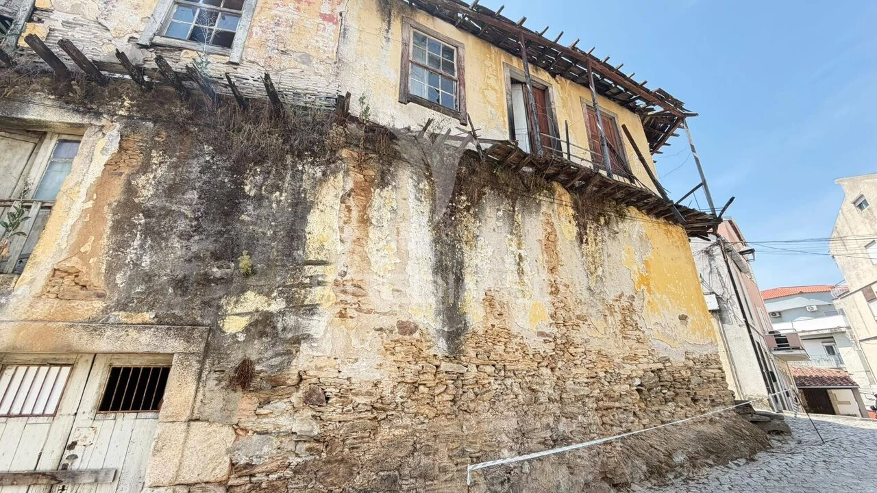 Moradia T6 para Venda em Mirandela Foto 4