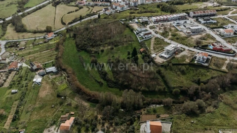 Terreno para Venda em Teixoso e Sarzedo