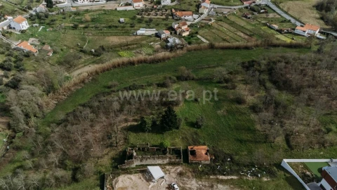 Terreno para Venda em Teixoso e Sarzedo