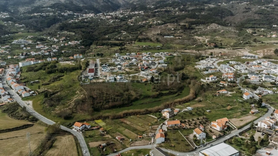 Terreno para Venda em Teixoso e Sarzedo Foto 7