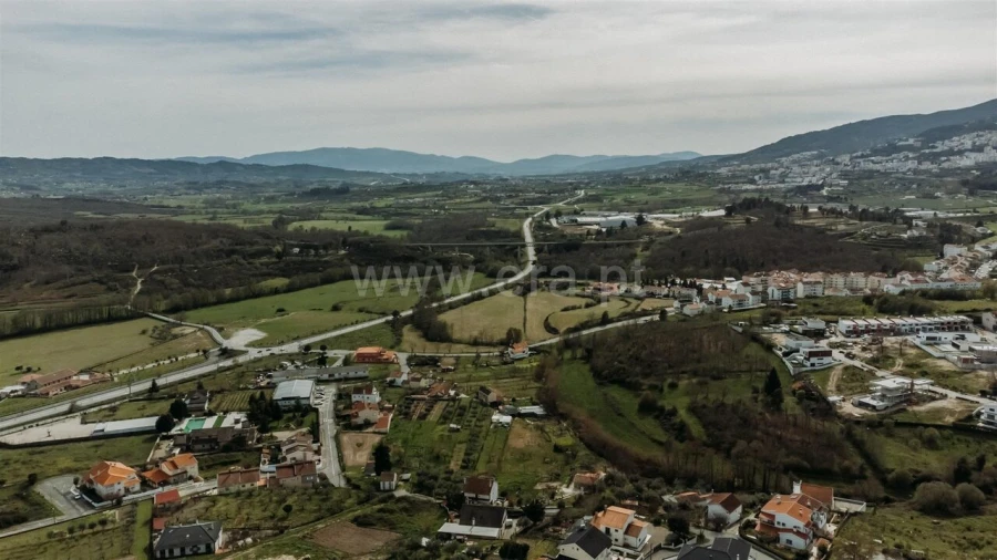 Terreno para Venda em Teixoso e Sarzedo Foto 11