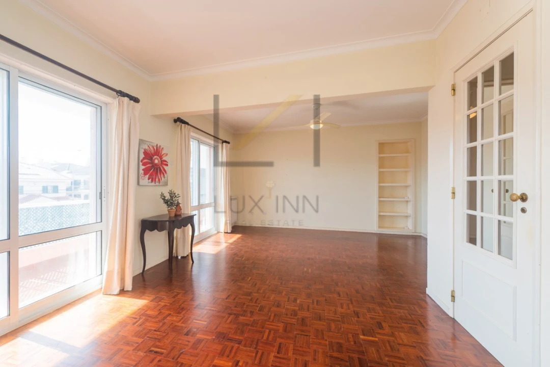 Apartamento T4 para Venda em Oeiras e São Julião da Barra, Paço de Arcos e Caxias Foto 5