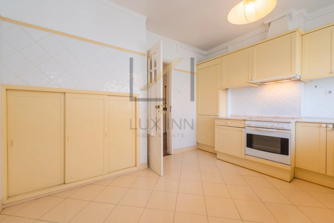 Apartamento T4 para Venda em Oeiras e São Julião da Barra, Paço de Arcos e Caxias Foto 16