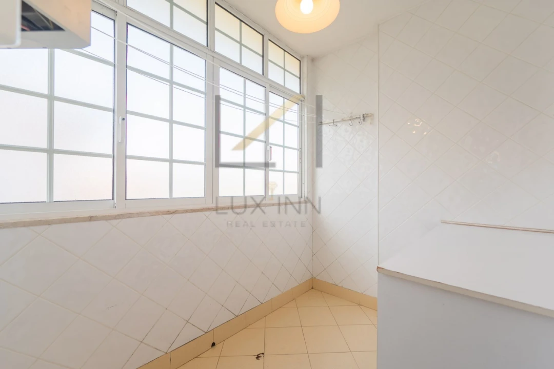Apartamento T4 para Venda em Oeiras e São Julião da Barra, Paço de Arcos e Caxias Foto 18