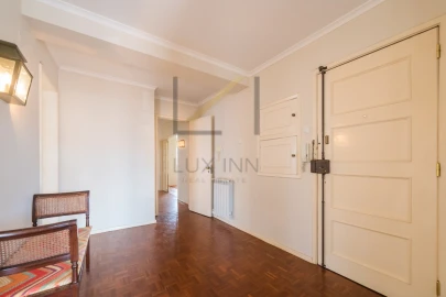 Apartamento T4 para Venda em Oeiras e São Julião da Barra, Paço de Arcos e Caxias