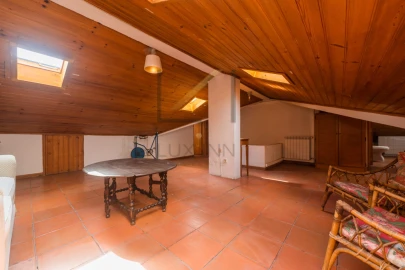 Apartamento T4 para Venda em Oeiras e São Julião da Barra, Paço de Arcos e Caxias