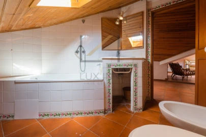 Apartamento T4 para Venda em Oeiras e São Julião da Barra, Paço de Arcos e Caxias