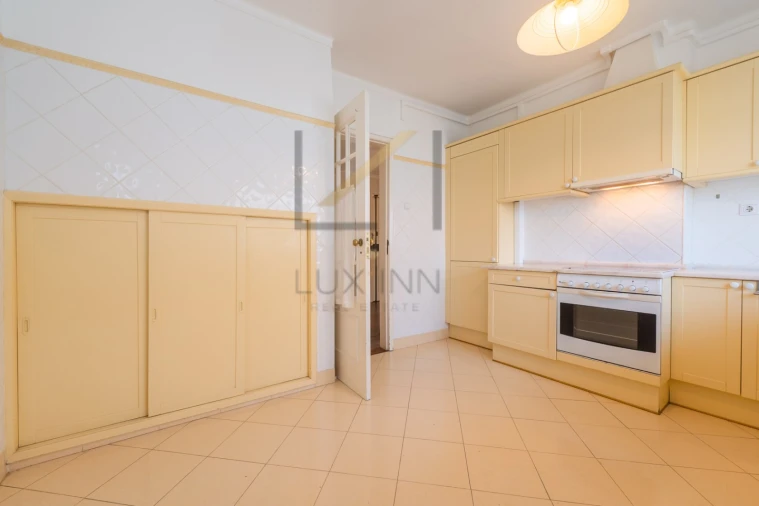 Apartamento T4 para Venda em Oeiras e São Julião da Barra, Paço de Arcos e Caxias Foto 16