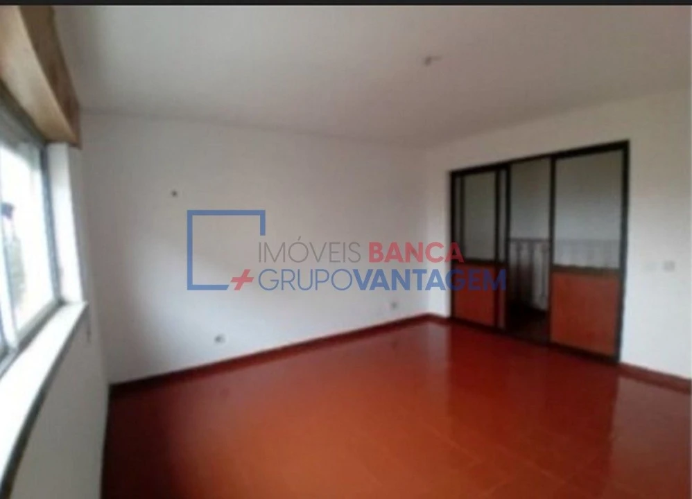 Apartamento T3 para Venda em Casal de Cambra Foto 2