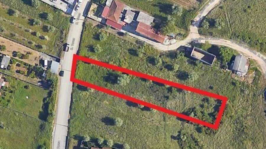 Terreno para Venda em Trouxemil e Torre de Vilela