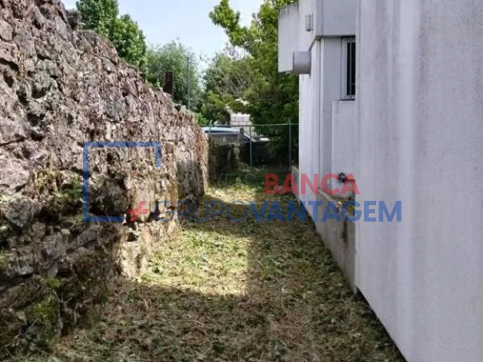 Prédio para Venda em Carrazeda de Ansiães Foto 24