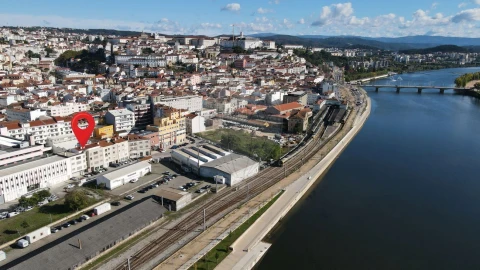 Apartamento T3 para Venda em Sé Nova, Santa Cruz, Almedina e São Bartolomeu