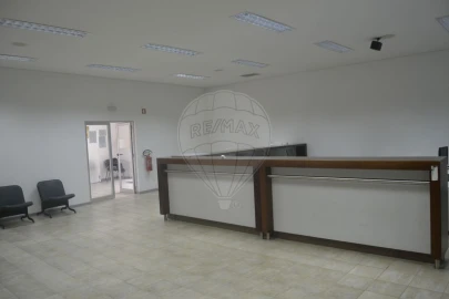 Armazém para Venda em São Silvestre
