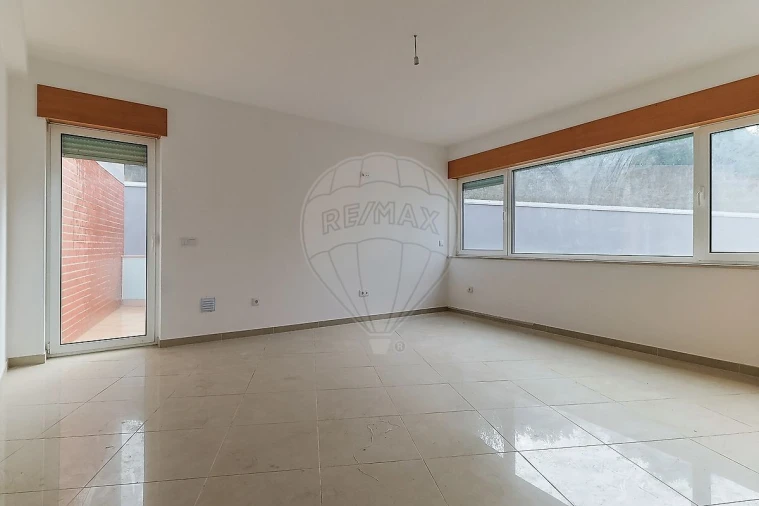 Moradia T4 para Venda em São Martinho do Bispo e Ribeira de Frades Foto 5