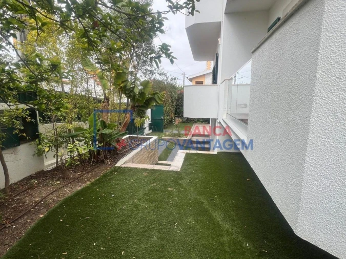 Moradia T4 para Venda em Cascais e Estoril Foto 23