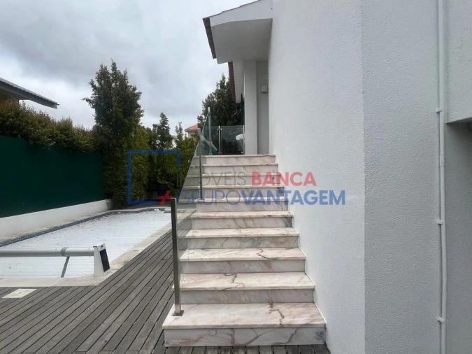 Moradia T4 para Venda em Cascais e Estoril Foto 27