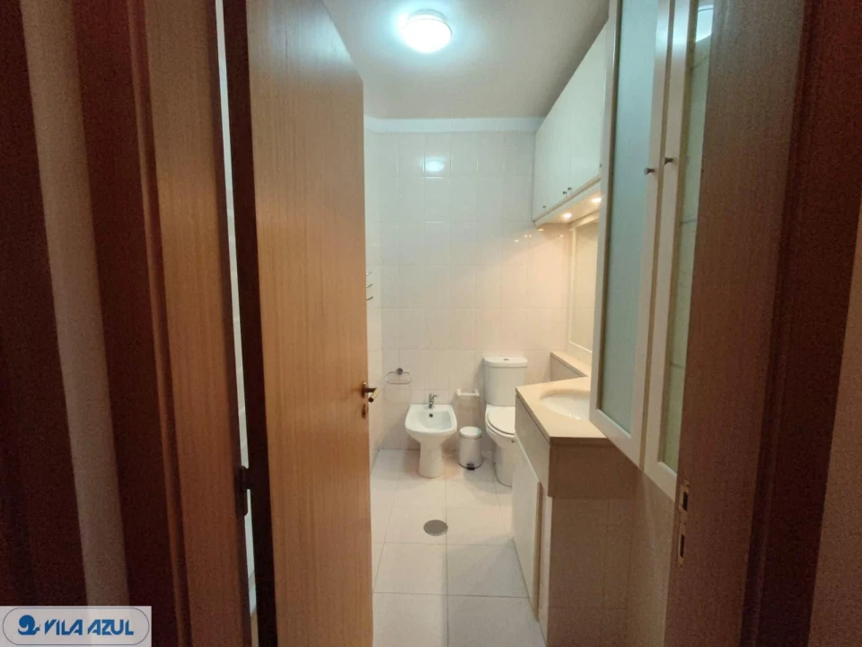 Apartamento T2 para Arrendamento em Lordelo do Ouro e Massarelos Foto 25