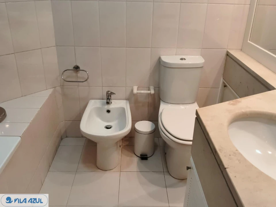 Apartamento T2 para Arrendamento em Lordelo do Ouro e Massarelos Foto 26