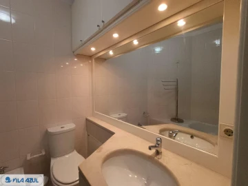 Apartamento T2 para Arrendamento em Lordelo do Ouro e Massarelos